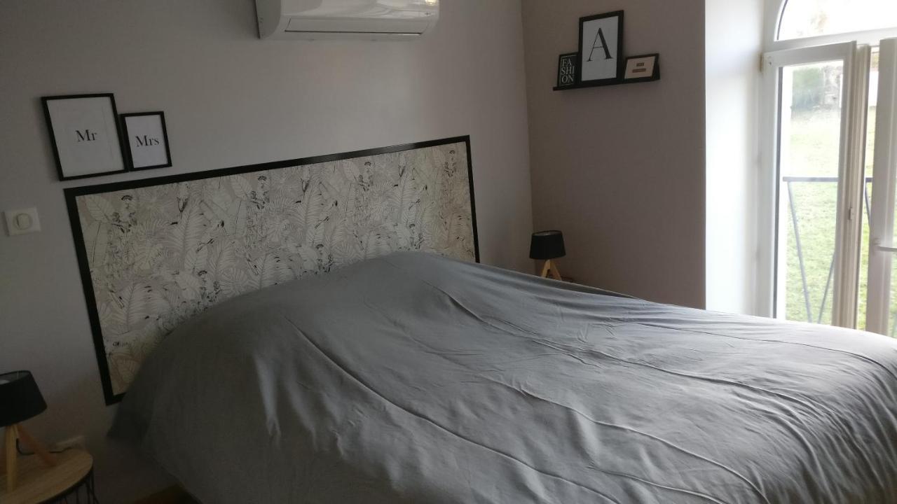 Au 157 - Locations Contrexéville Eksteriør billede